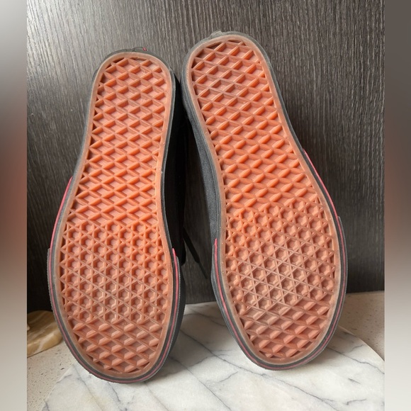 Vans Old Skool Flame Wall Black Suede Sneakers Unisex Women’s 7 Men’s 5.5 - Picture 7 of 12